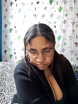 Snapshot of Avannay chatting on 09/26/25, 11:55 Avannay online show from 09/26/25, 11:55