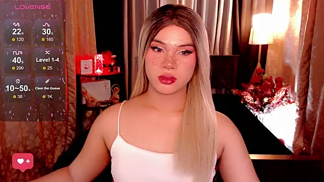 Snapshot of IamRaeganDolls69 chatting on 09/27/25, 05:02 IamRaeganDolls69 online show from 09/27/25, 05:02