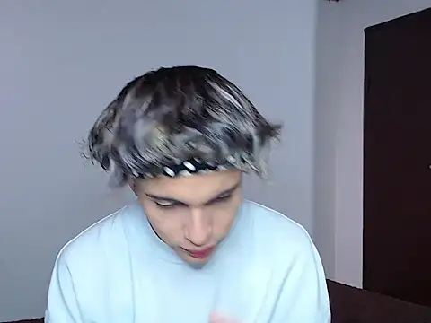 john vichenso online show from 11/04/25, 10:13