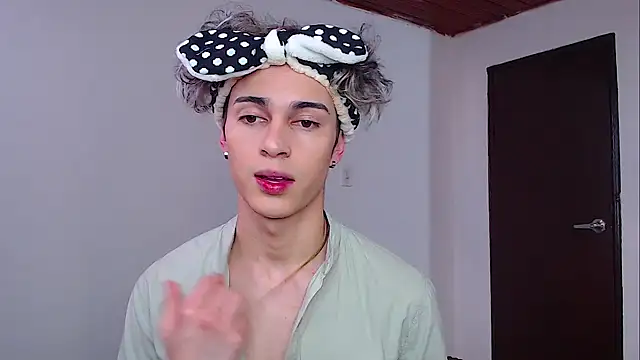 john vichenso online show from 12/01/25, 09:48