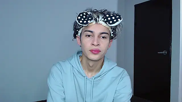 john vichenso online show from 11/28/25, 09:59