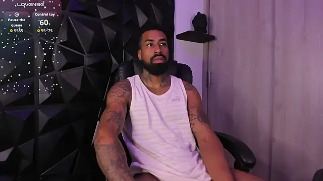 OstinDaniels online show from 10/26/25, 10:43