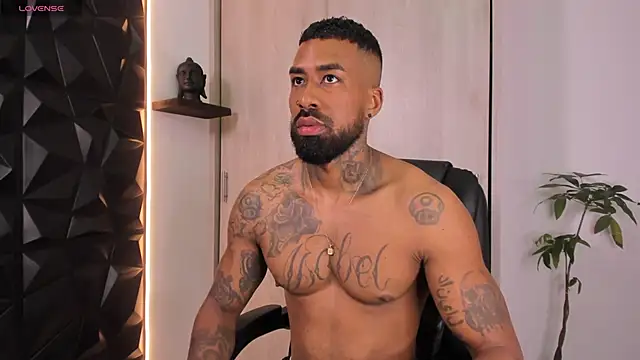 OstinDaniels online show from 11/22/25, 11:47