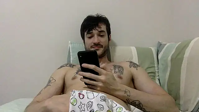 Fubinha online show from 10/28/25, 02:12