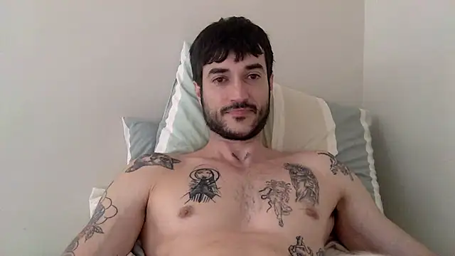 Fubinha online show from 10/10/25, 01:45