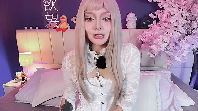 Shizuko  online show from 05/28/26, 08:48