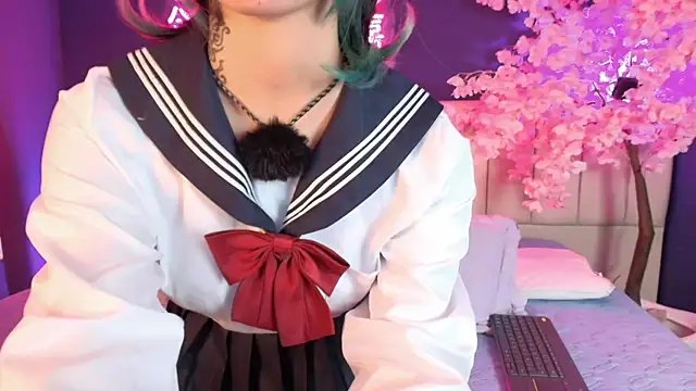 Shizuko  online show from 04/05/26, 02:13