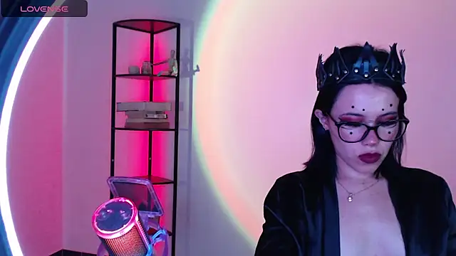 girldom online show from 09/24/25, 03:40