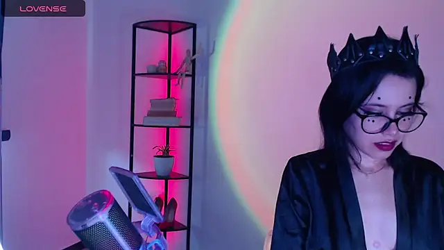 girldom online show from 09/09/25, 03:21