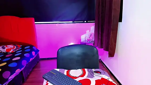 Britany montiel online show from 04/15/26, 07:58