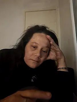 zeousseelphie online show from 09/26/25, 05:47