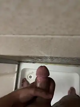 Erenn9972 online show from 09/30/25, 06:14