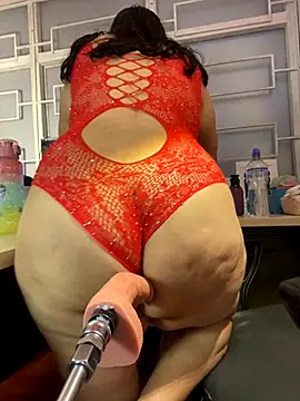 Snapshot of ScarlethAH chatting on 09/18/25, 12:13 ScarlethAH online show from 09/18/25, 12:13