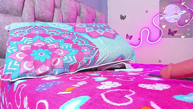 Snapshot of Alhara_Luna chatting on 03/02/26, 03:07 Alhara Luna online show from 03/02/26, 03:07