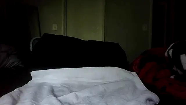 Snapshot of rockjohnson31 chatting on 10/22/25, 05:45 rockjohnson31 online show from 10/22/25, 05:45