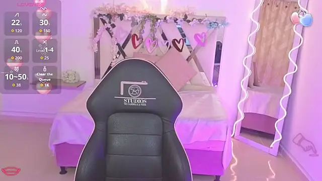 ZURY TAY online show from 09/24/25, 11:50