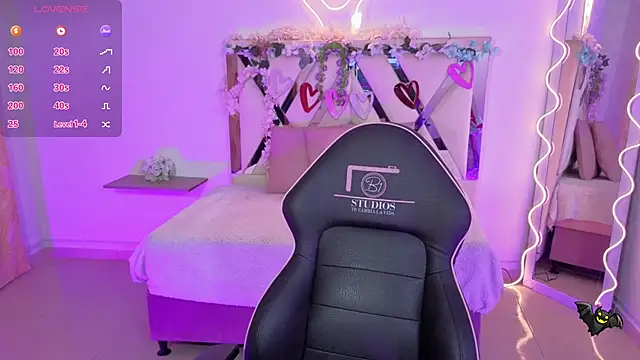 ZURY TAY online show from 10/29/25, 11:42