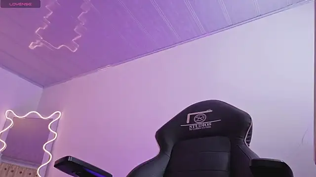 ZURY TAY online show from 11/13/25, 11:58