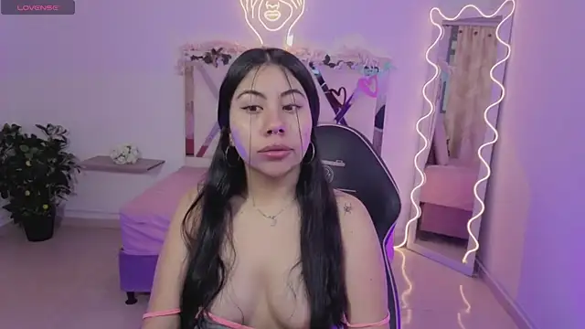 ZURY TAY online show from 01/10/26, 11:38