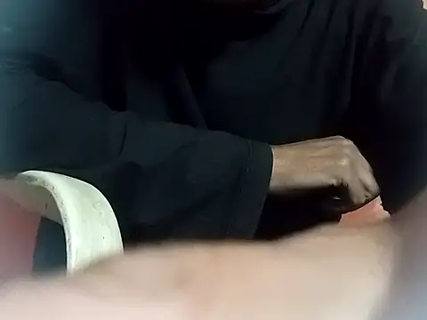 Hay-Viene-El-Huyy online show from 10/17/25, 09:34