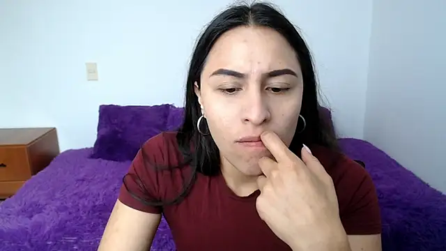 Snapshot of rosse77_ chatting on 10/02/25, 01:03 rosse77 online show from 10/02/25, 01:03
