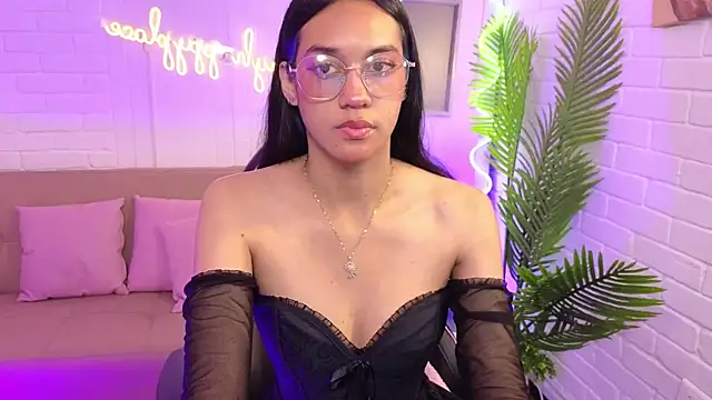 Snapshot of artemiss_tay chatting on 10/02/25, 07:17 artemiss tay online show from 10/02/25, 07:17