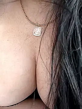 MIA LO VE online show from 09/14/25, 12:27