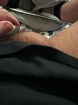 Snapshot of DRN2000 chatting on 04/14/26, 12:10 DRN2000 online show from 04/14/26, 12:10