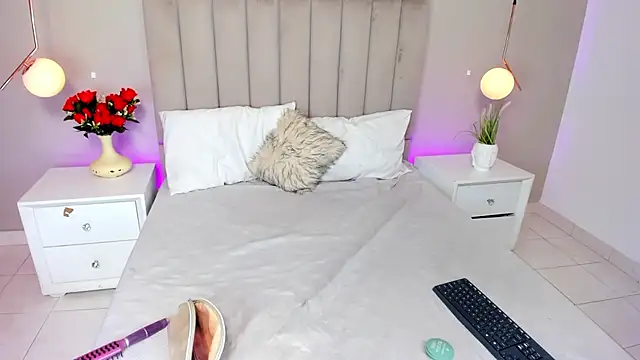 Dani rosse  online show from 04/19/26, 06:10