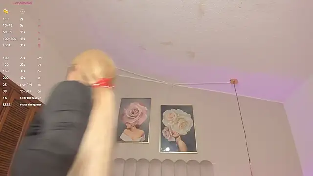Snapshot of Dani_rosse_ chatting on 06/10/26, 01:45 Dani rosse online show from 06/10/26, 01:45