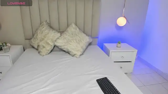 Dani rosse  online show from 10/10/25, 12:39