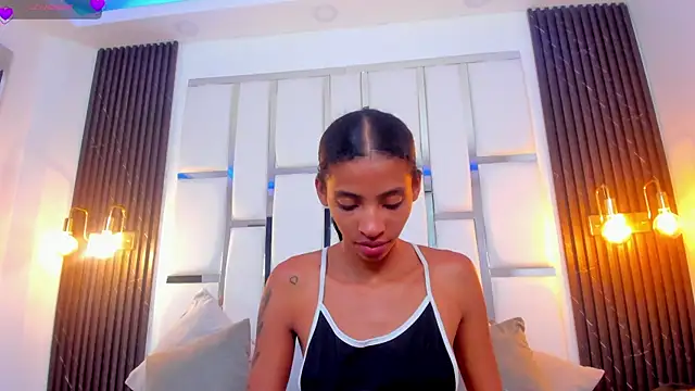 sarah ashbourne online show from 10/04/25, 01:56