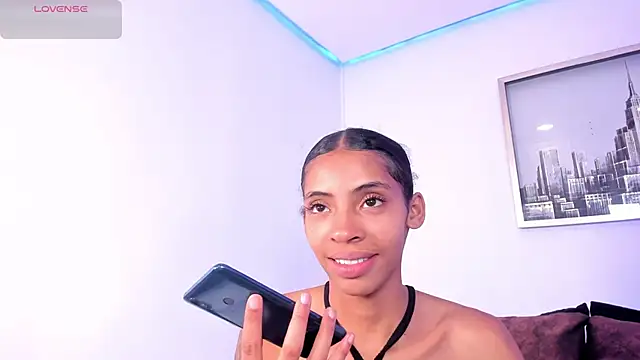 sarah ashbourne online show from 11/08/25, 03:10