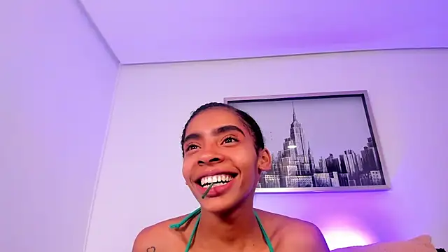 sarah ashbourne online show from 11/15/25, 02:48