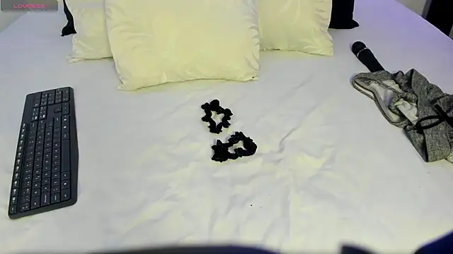 sarah ashbourne online show from 10/29/25, 12:15