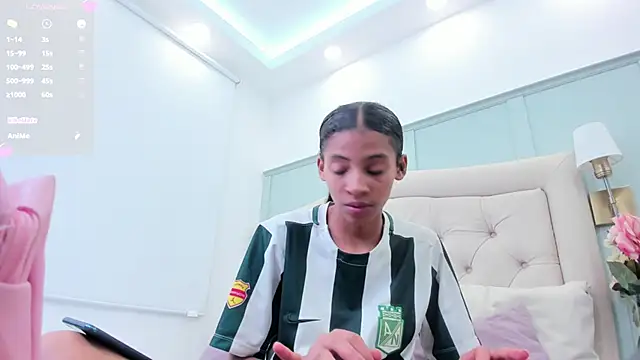 sarah ashbourne online show from 10/19/25, 01:58