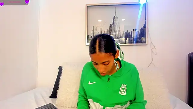 sarah ashbourne online show from 10/02/25, 01:25