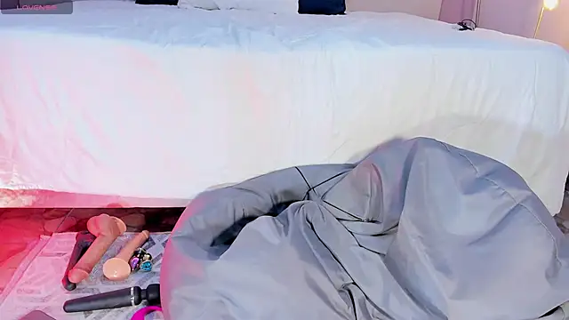 AlannaJonnes online show from 04/14/26, 11:26