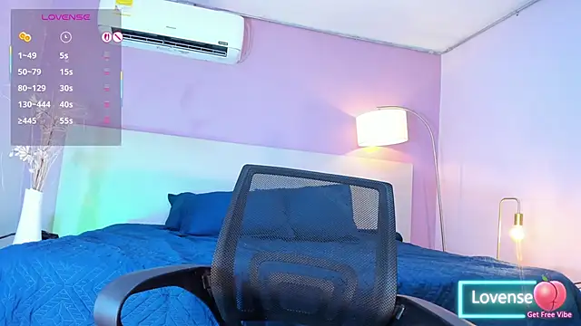 AlannaJonnes online show from 04/12/26, 12:41