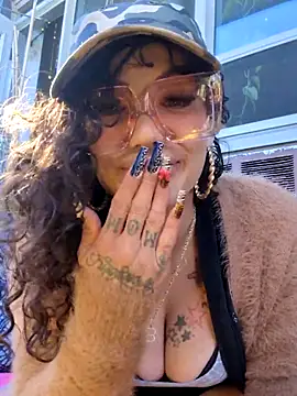 Av3ryyBe3 online show from 06/23/26, 12:36