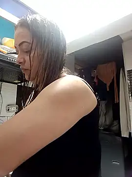 Lady 16 online show from 01/11/26, 08:49