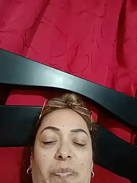 Lady 16 online show from 07/24/26, 11:56