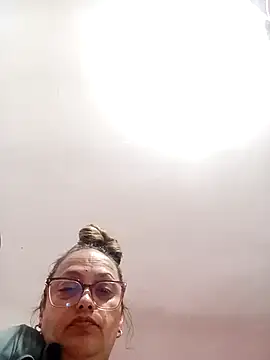 Lady 16 online show from 02/25/26, 10:31