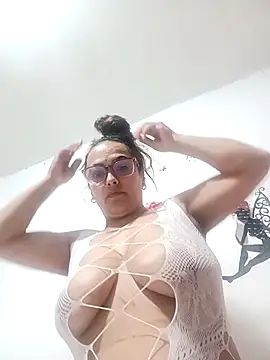Lady 16 online show from 09/20/25, 11:37