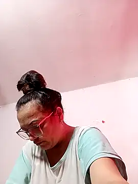 Lady 16 online show from 10/17/25, 01:57