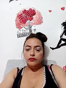 Lady 16 online show from 09/19/25, 10:47