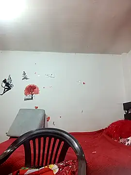 Snapshot of Lady_16 chatting on 11/15/25, 12:47 Lady 16 online show from 11/15/25, 12:47