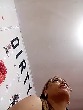 Lady 16 online show from 03/17/26, 03:31