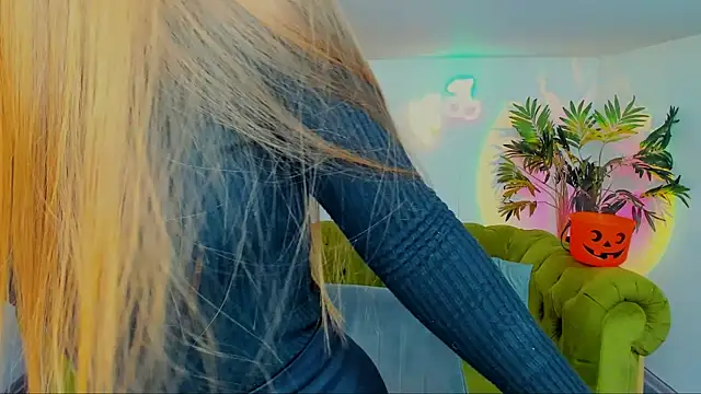 rad rebel  online show from 10/30/25, 01:09