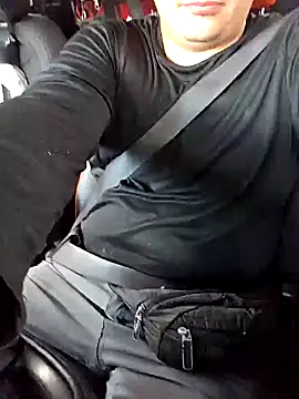 Snapshot of lucho8690 chatting on 09/20/25, 06:13 lucho8690 online show from 09/20/25, 06:13